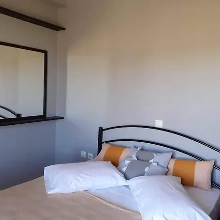 Borgo Majoca - μονοκατοικία σε κυκλαδίτικο νησί Дом отдыха Mesi (Tinos)